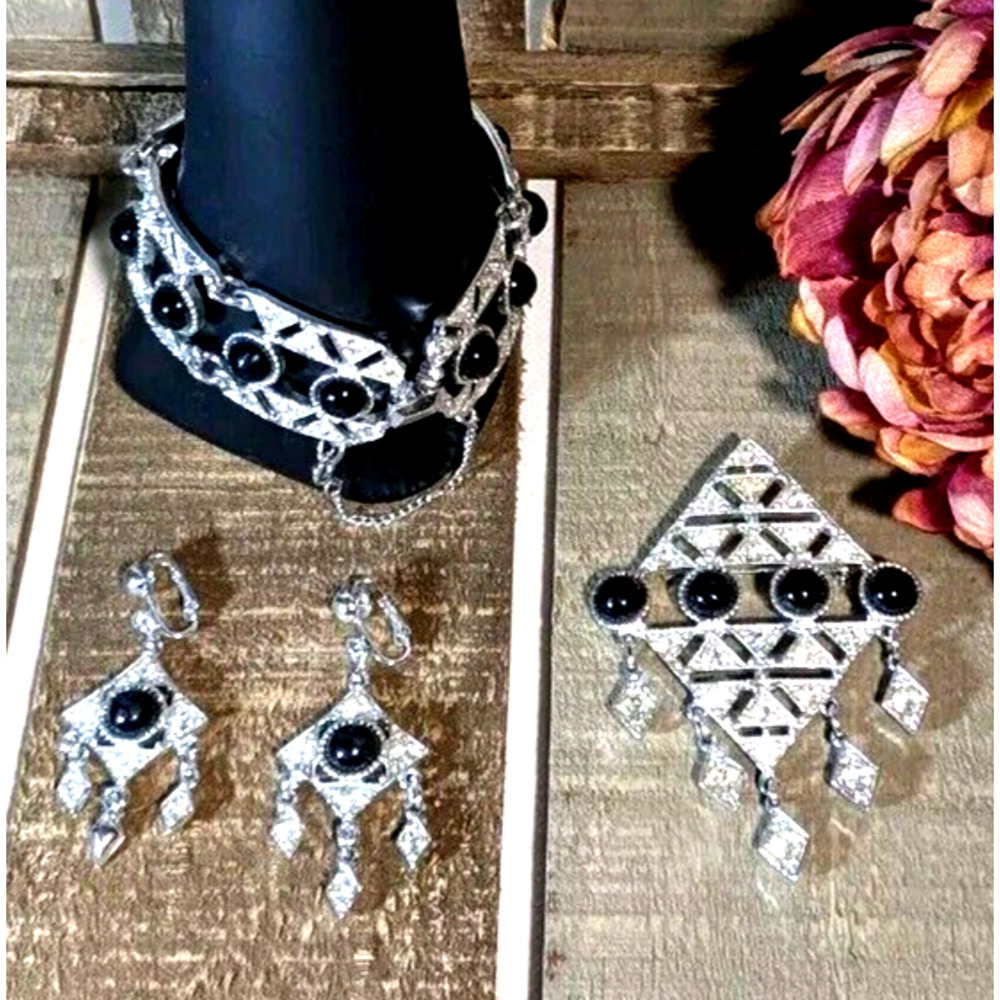 Sarah Coventry silver toned Operetta Black Cabochons brooch bracelet Earings